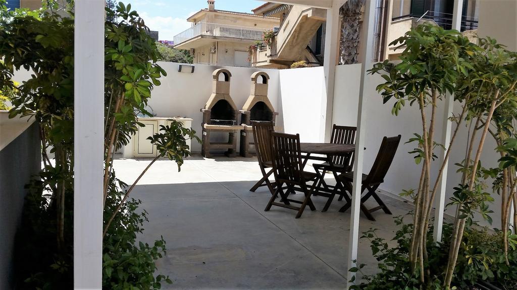Cava dʼAliga Mareinsicilia: Appartamenti Larica מראה חיצוני תמונה