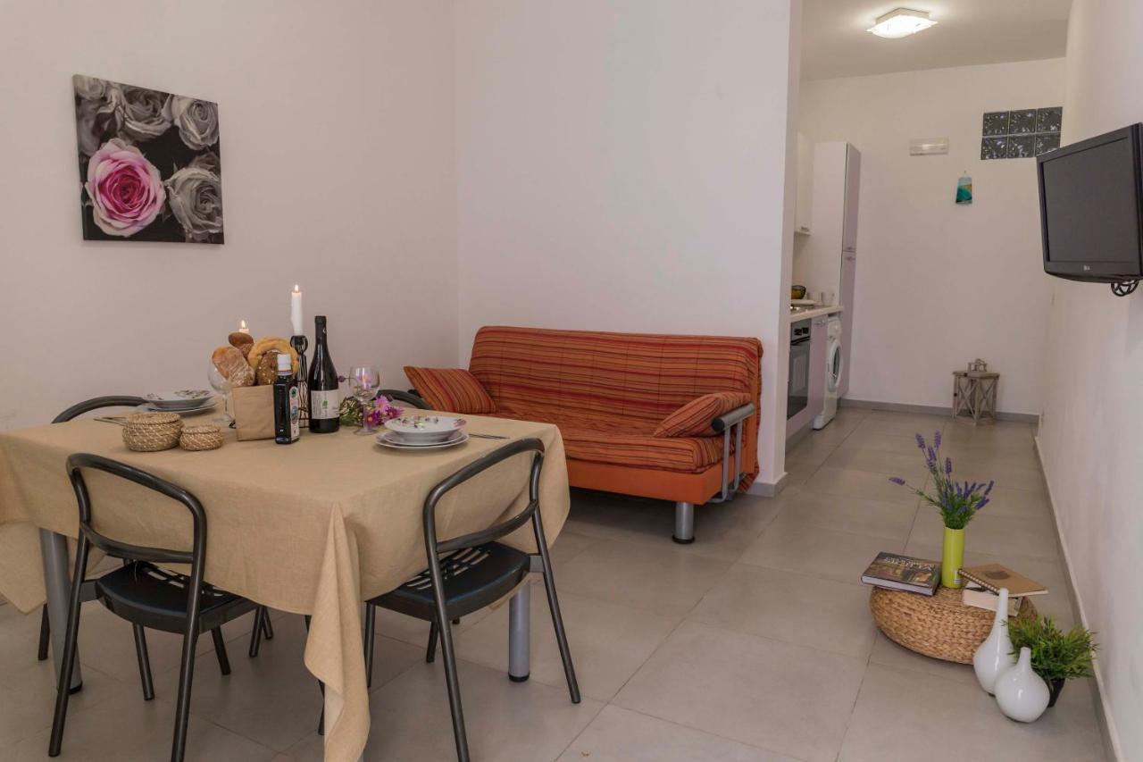 Cava dʼAliga Mareinsicilia: Appartamenti Larica מראה חיצוני תמונה